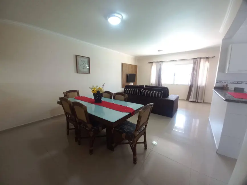Foto 2 de Casa com 3 quartos à venda, 250m2 em Peruibe - SP