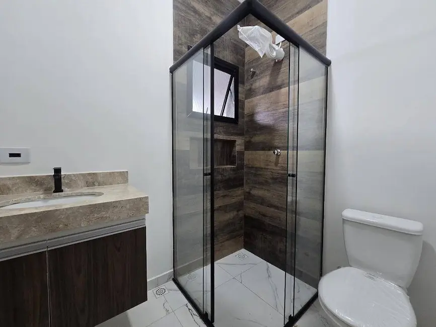Foto 6 de Casa com 2 quartos à venda, 150m2 em Peruibe - SP