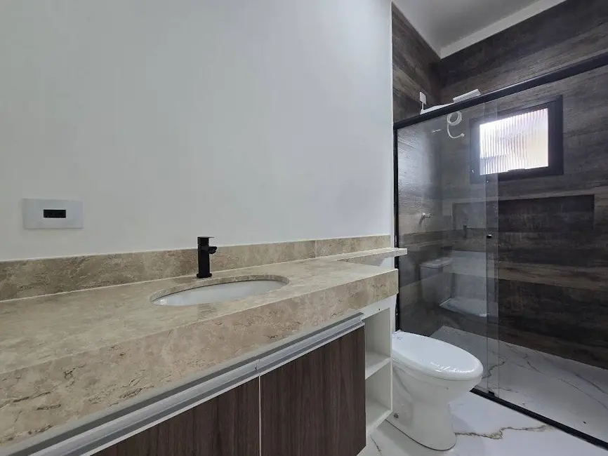 Foto 8 de Casa com 2 quartos à venda, 150m2 em Peruibe - SP