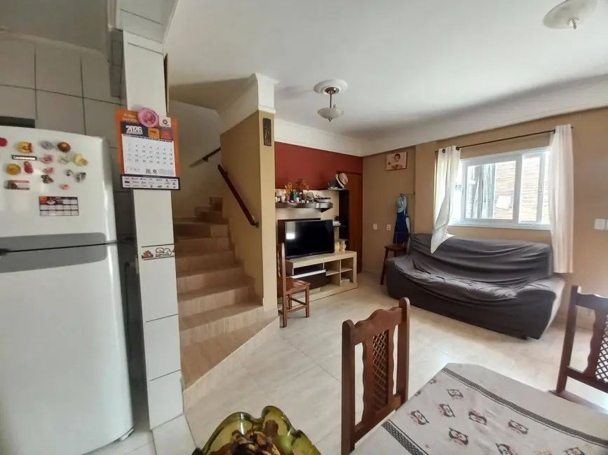 Foto 2 de Casa com 3 quartos à venda, 266m2 em Peruibe - SP