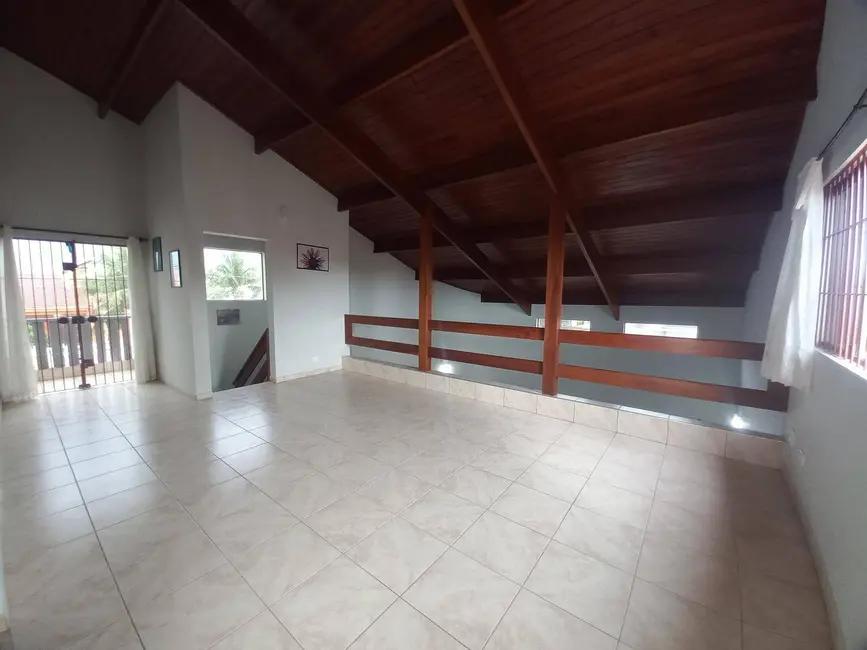 Casa com 4 quartos à venda, 375m2 em Peruibe - SP - imagem 6 Foto 6 de Casa com 4 quartos à venda, 375m2 em Peruibe - SP