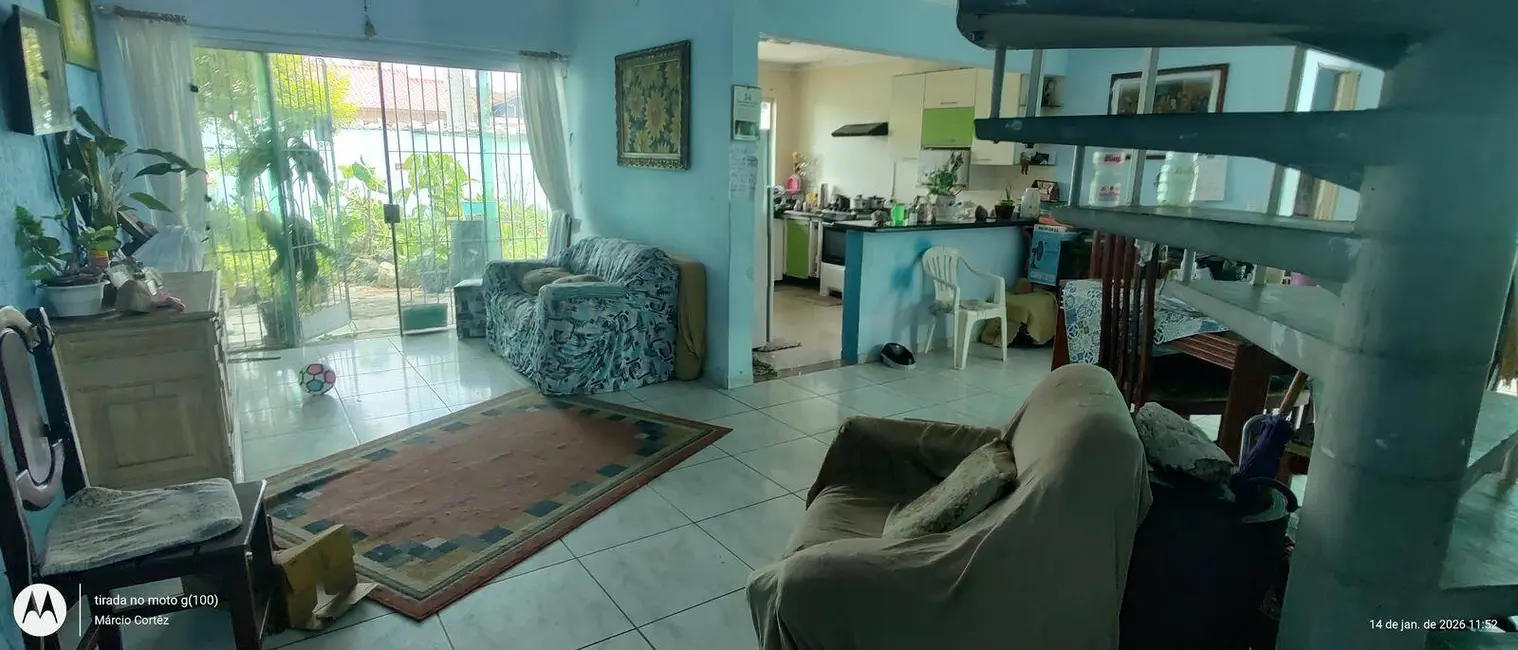 Foto 8 de Casa com 3 quartos à venda, 300m2 em Peruibe - SP