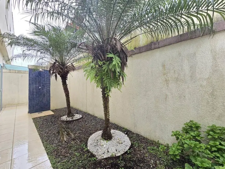 Foto 1 de Casa com 3 quartos à venda, 140m2 em Peruibe - SP