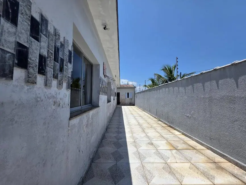 Foto 4 de Casa com 5 quartos à venda, 294m2 em Peruibe - SP
