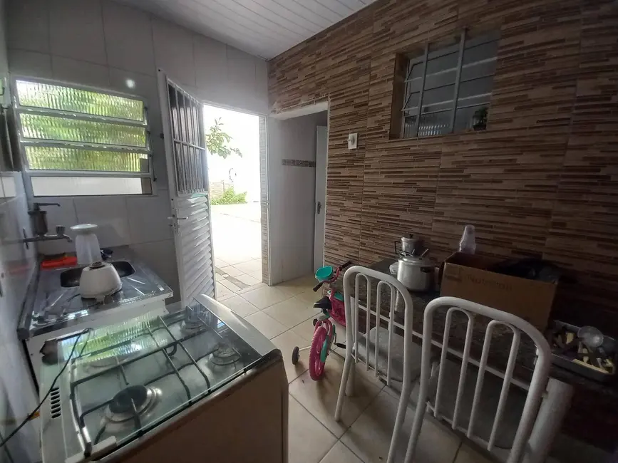 Foto 3 de Casa com 2 quartos à venda, 252m2 em Peruibe - SP