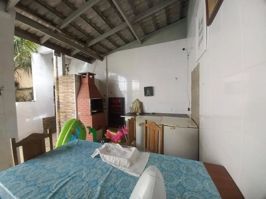 Foto 6 de Casa com 2 quartos à venda, 252m2 em Peruibe - SP