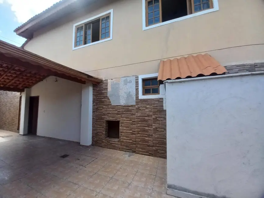 Foto 3 de Casa com 3 quartos à venda, 318m2 em Peruibe - SP