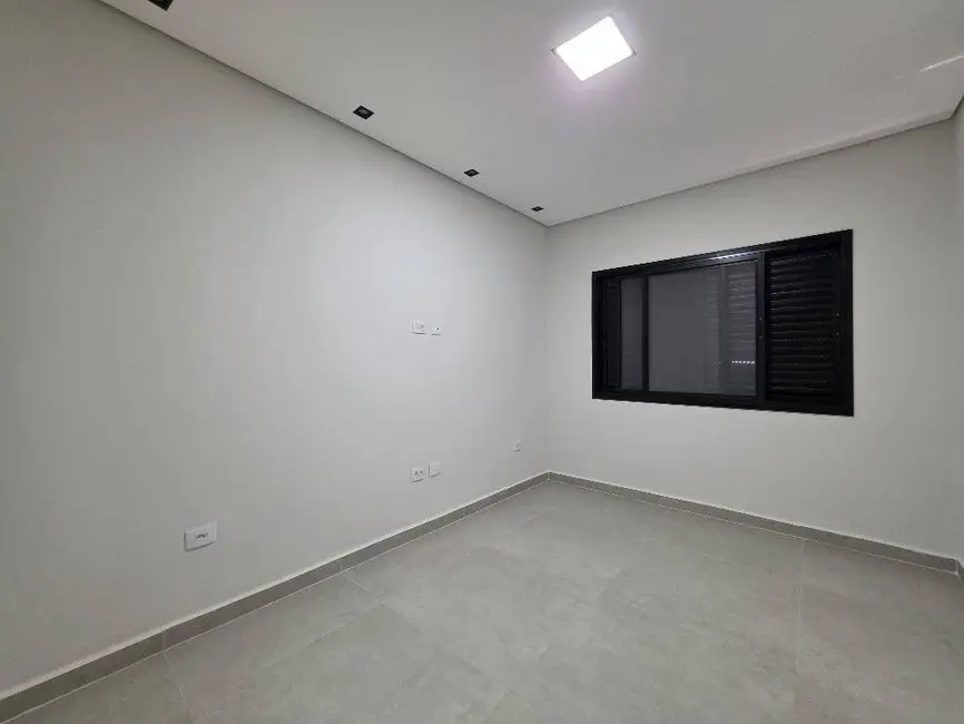 Casa com 2 quartos à venda, 150m2 em Peruibe - SP - imagem 9 Foto 9 de Casa com 2 quartos à venda, 150m2 em Peruibe - SP
