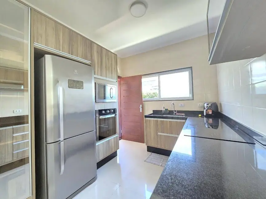 Foto 4 de Casa com 4 quartos à venda, 400m2 em Peruibe - SP