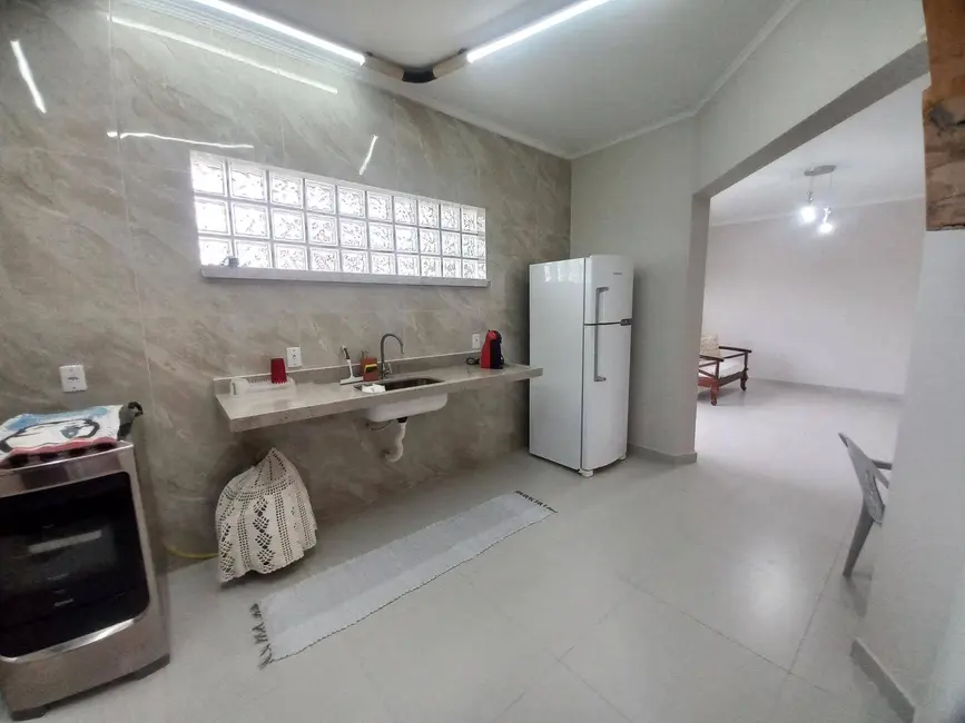 Foto 8 de Casa com 2 quartos à venda, 270m2 em Peruibe - SP