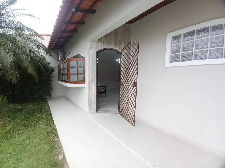 Foto 2 de Casa com 2 quartos à venda, 270m2 em Peruibe - SP