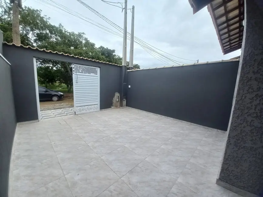 Foto 5 de Casa com 2 quartos à venda, 150m2 em Peruibe - SP