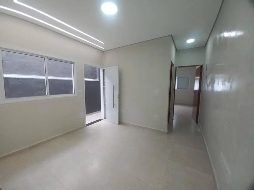 Foto 3 de Casa com 2 quartos à venda, 150m2 em Peruibe - SP