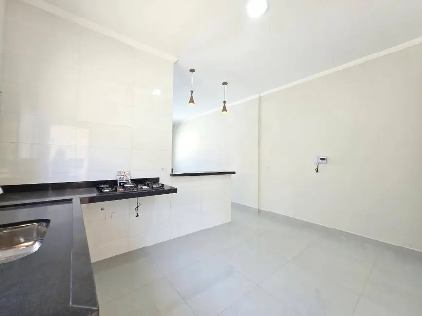 Foto 9 de Casa com 3 quartos à venda, 180m2 em Peruibe - SP