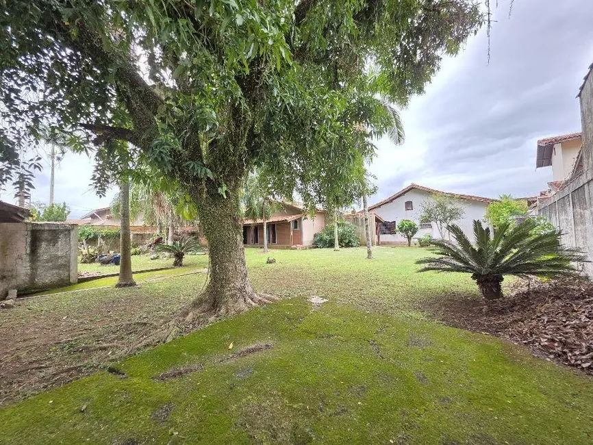 Foto 2 de Casa com 3 quartos à venda, 780m2 em Peruibe - SP