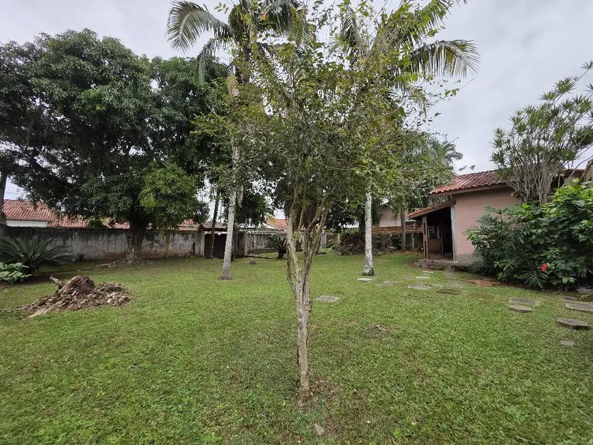 Foto 1 de Casa com 3 quartos à venda, 780m2 em Peruibe - SP