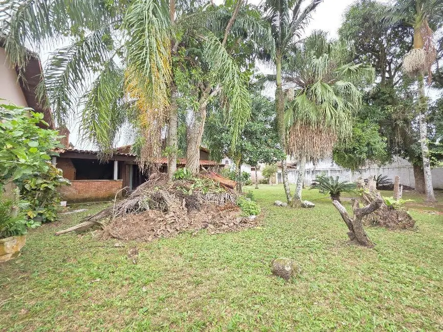 Foto 9 de Casa com 3 quartos à venda, 780m2 em Peruibe - SP