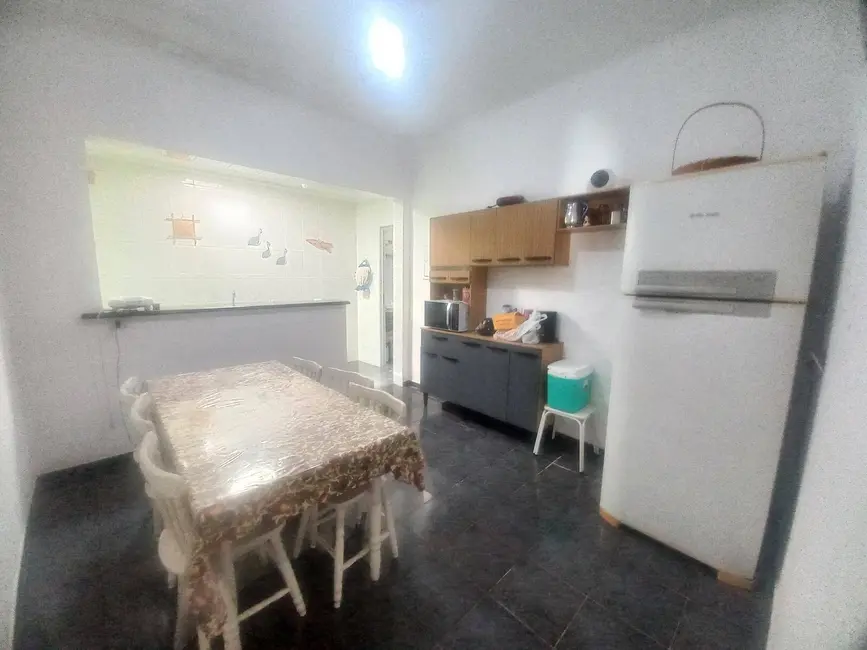 Foto 8 de Casa com 4 quartos à venda, 268m2 em Peruibe - SP