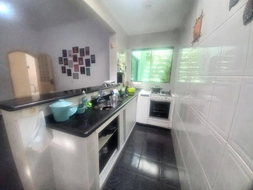 Foto 9 de Casa com 4 quartos à venda, 268m2 em Peruibe - SP
