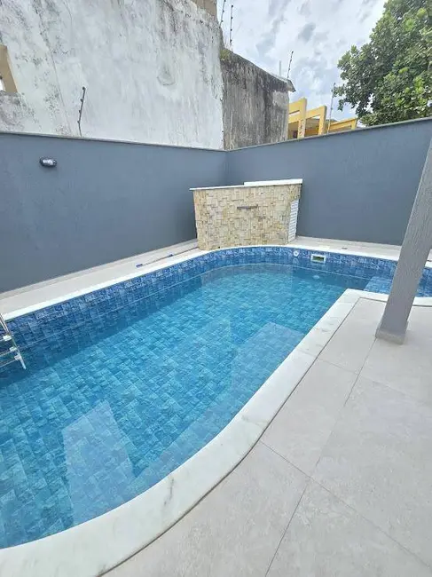 Foto 2 de Casa com 3 quartos à venda, 290m2 em Peruibe - SP