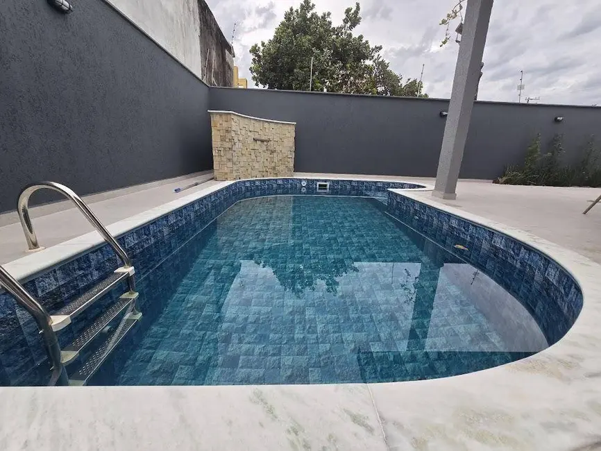 Foto 3 de Casa com 3 quartos à venda, 290m2 em Peruibe - SP