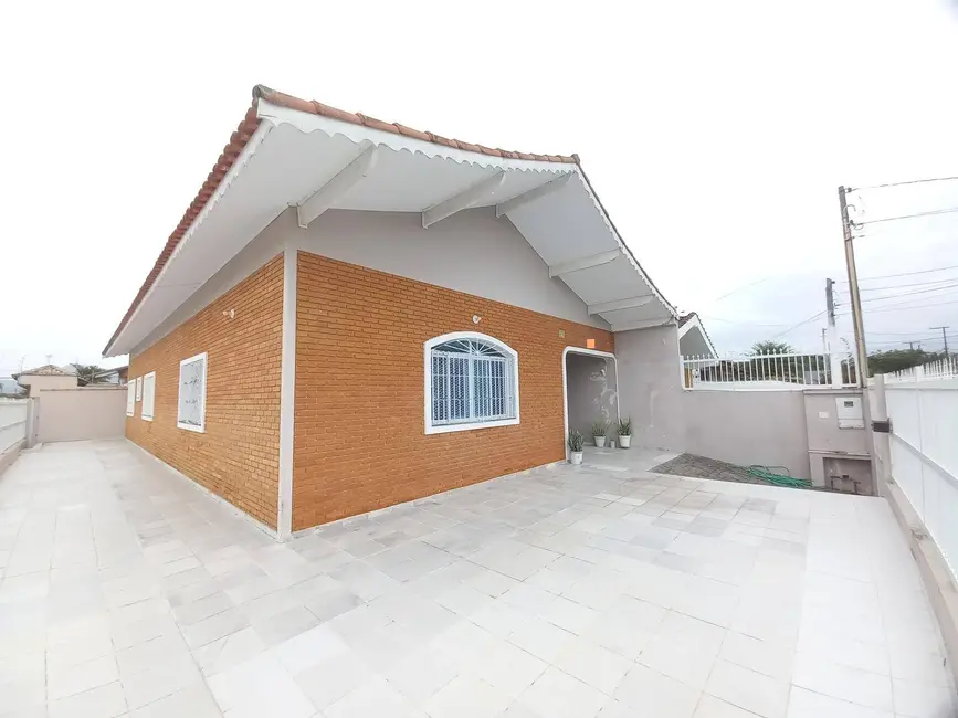 Foto 1 de Casa com 4 quartos à venda, 282m2 em Peruibe - SP
