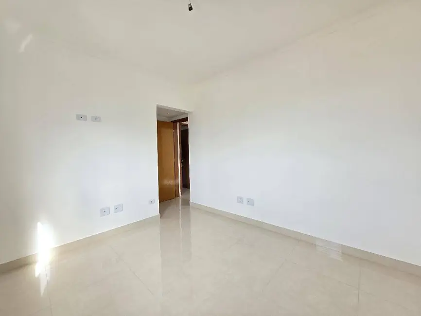 Foto 8 de Apartamento com 3 quartos à venda, 87m2 em Peruibe - SP
