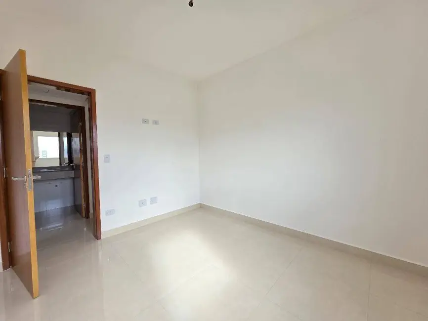 Foto 4 de Apartamento com 3 quartos à venda, 87m2 em Peruibe - SP