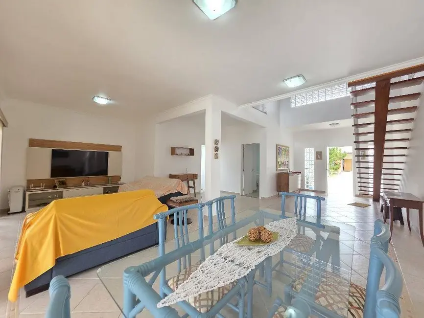 Casa com 4 quartos à venda, 412m2 em Peruibe - SP - imagem 9 Foto 9 de Casa com 4 quartos à venda, 412m2 em Peruibe - SP