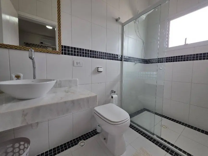 Casa com 4 quartos à venda, 412m2 em Peruibe - SP - imagem 6 Foto 6 de Casa com 4 quartos à venda, 412m2 em Peruibe - SP