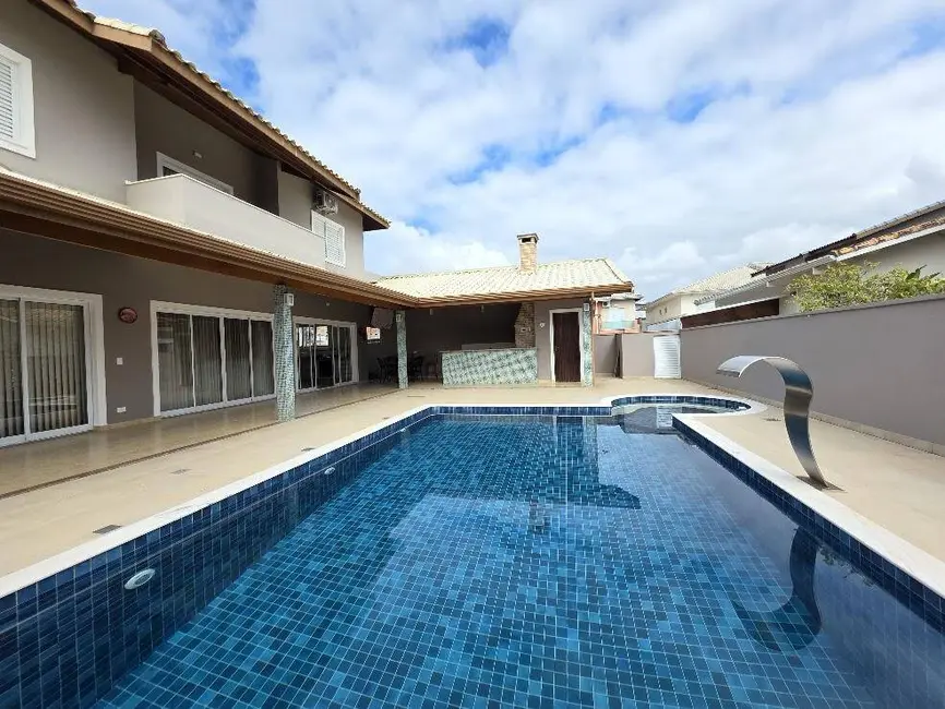 Casa com 4 quartos à venda, 412m2 em Peruibe - SP - imagem 1 Foto 1 de Casa com 4 quartos à venda, 412m2 em Peruibe - SP