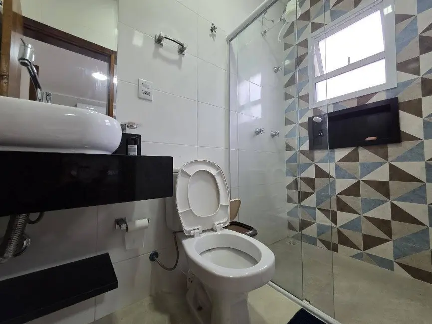 Foto 4 de Casa com 4 quartos à venda, 250m2 em Peruibe - SP