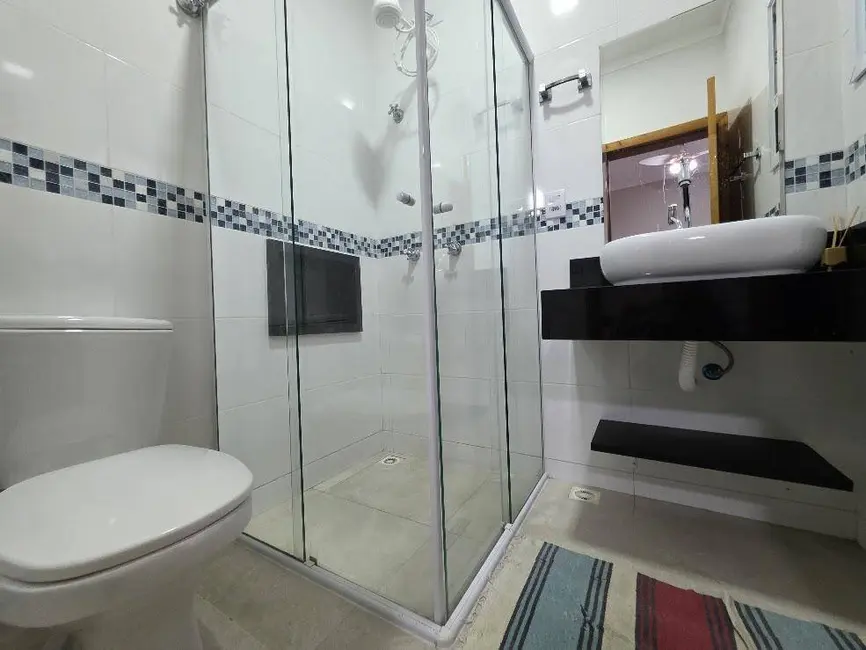 Foto 3 de Casa com 4 quartos à venda, 250m2 em Peruibe - SP