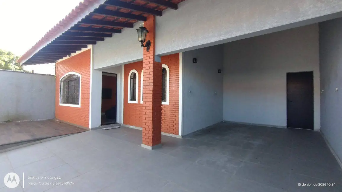 Foto 2 de Casa com 3 quartos à venda, 268m2 em Peruibe - SP