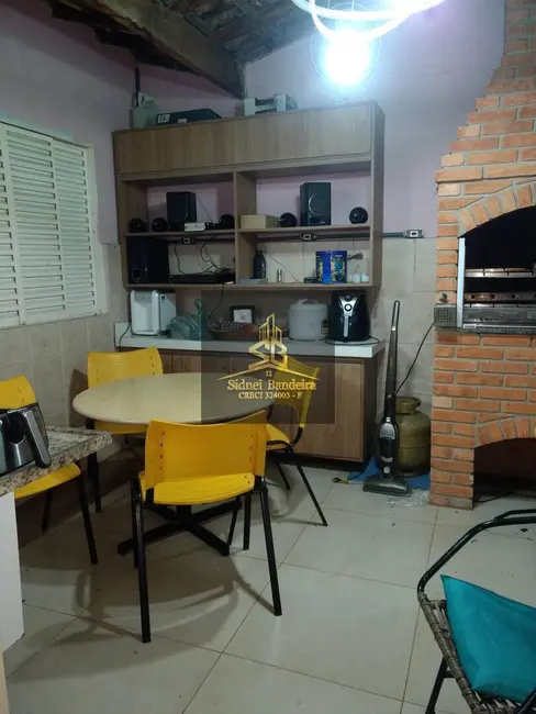 Foto 7 de Casa com 3 quartos à venda, 176m2 em Residencial Sítio Santo Antônio, Taubate - SP