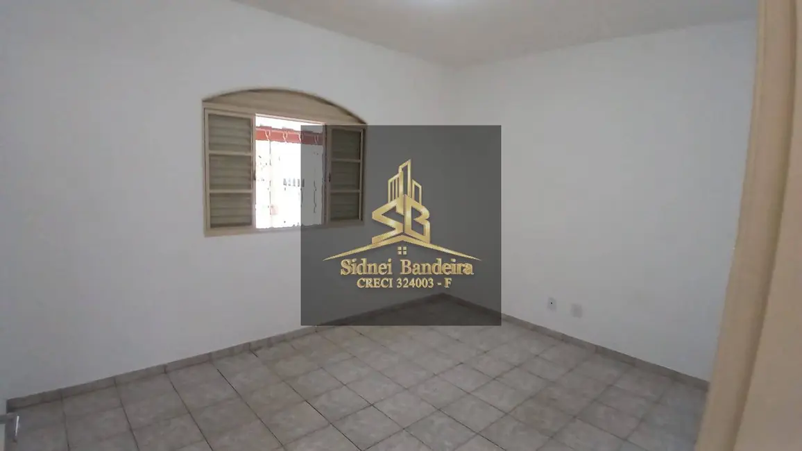 Foto 7 de Casa com 2 quartos à venda, 250m2 em Jardim Ana Rosa, Taubate - SP