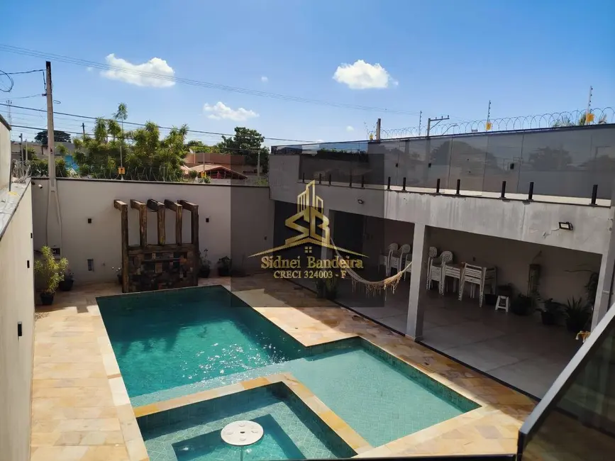 Foto 5 de Casa com 3 quartos à venda, 300m2 em Jardim Oásis, Taubate - SP