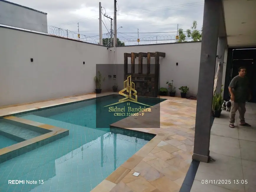Foto 6 de Casa com 3 quartos à venda, 300m2 em Jardim Oásis, Taubate - SP