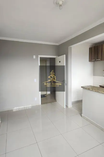 Foto 2 de Apartamento com 2 quartos à venda, 44m2 em Estiva, Taubate - SP