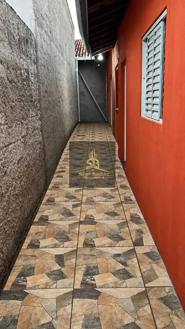 Foto 4 de Casa com 2 quartos à venda, 250m2 em Parque Aeroporto, Taubate - SP