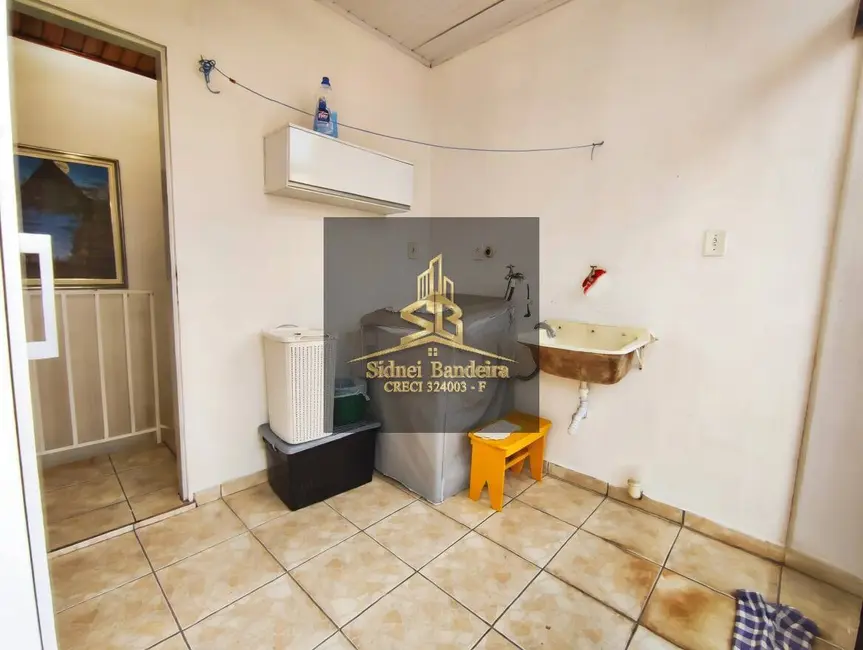 Foto 7 de Casa com 3 quartos à venda, 150m2 em Jardim Ana Emilia, Taubate - SP