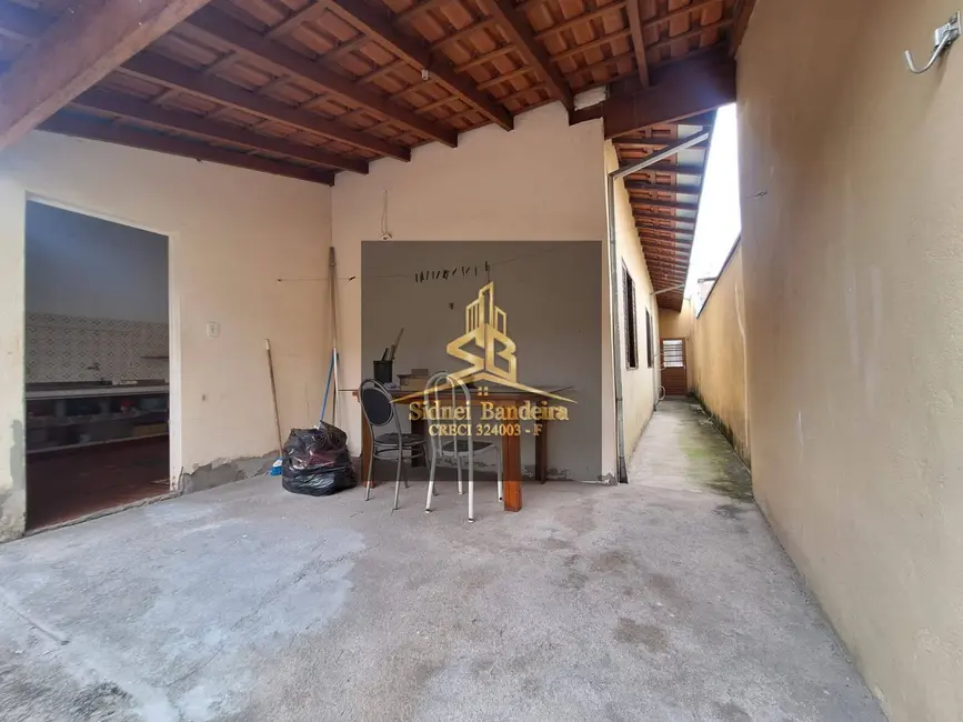 Foto 9 de Casa com 3 quartos à venda, 200m2 em Monção, Taubate - SP