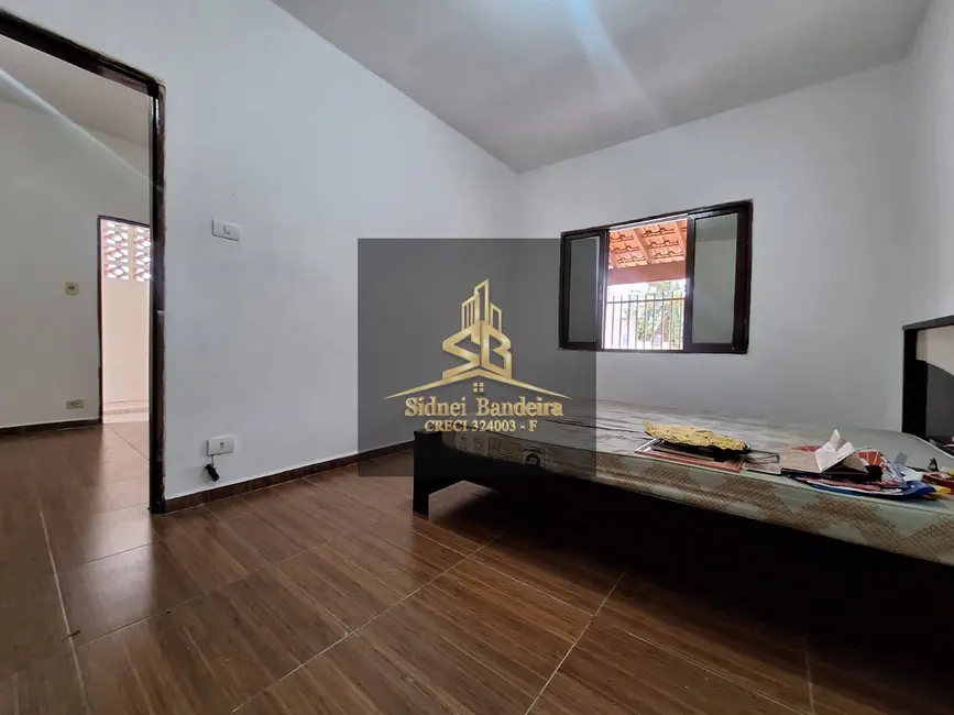Foto 4 de Casa com 3 quartos à venda, 200m2 em Monção, Taubate - SP