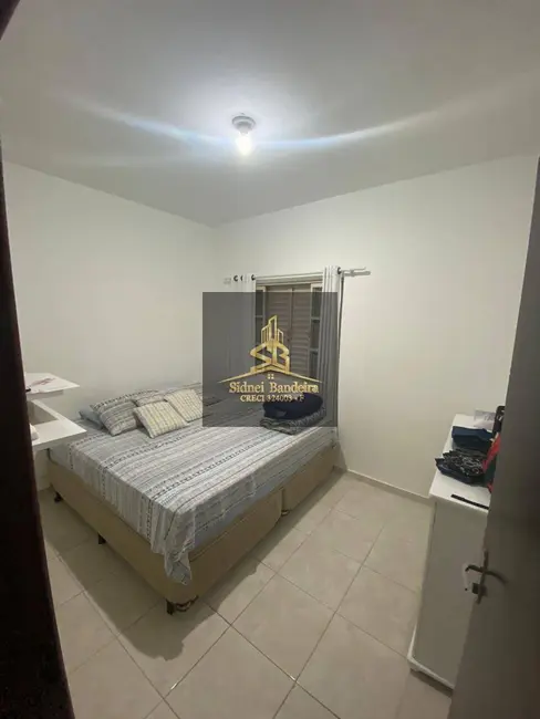 Foto 6 de Casa com 3 quartos à venda, 670m2 em Loteamento Jardim das Industrias, Taubate - SP