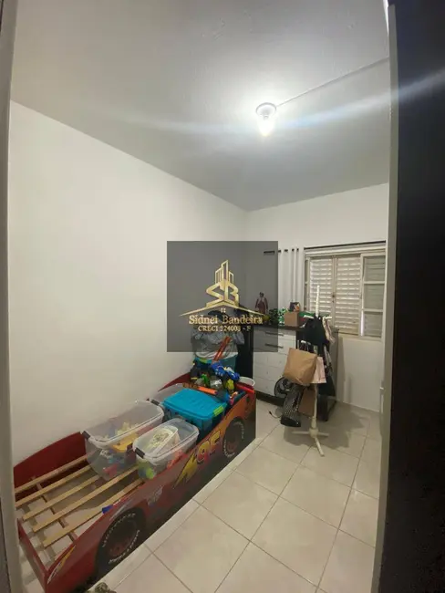 Foto 5 de Casa com 3 quartos à venda, 670m2 em Loteamento Jardim das Industrias, Taubate - SP