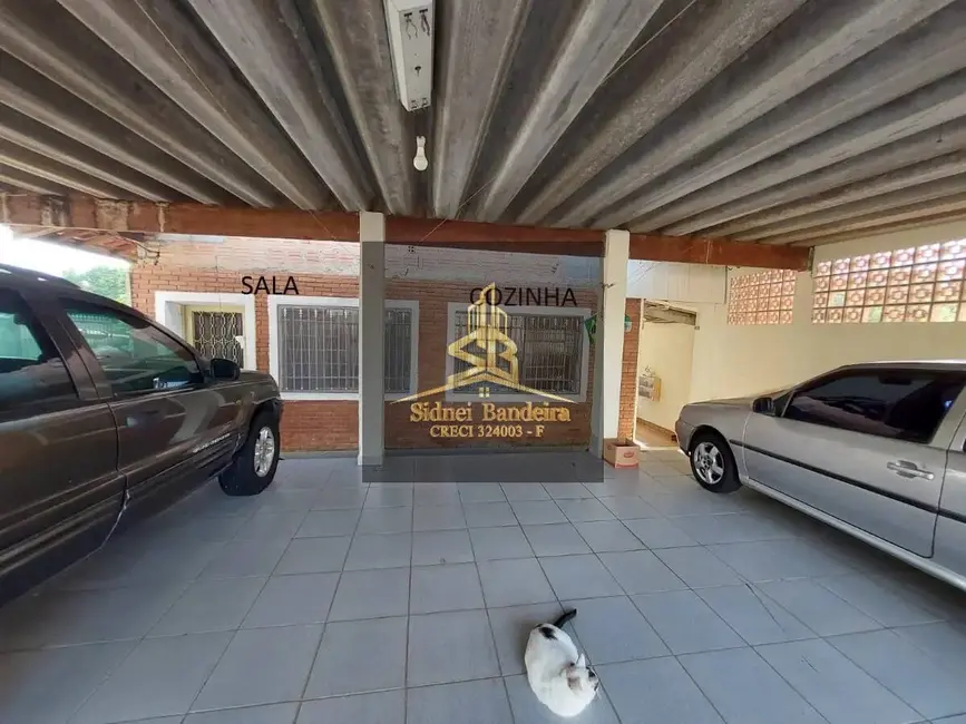 Casa com 3 quartos à venda, 680m2 em Loteamento Jardim das Industrias, Taubate - SP - imagem 6 Foto 6 de Casa com 3 quartos à venda, 680m2 em Loteamento Jardim das Industrias, Taubate - SP