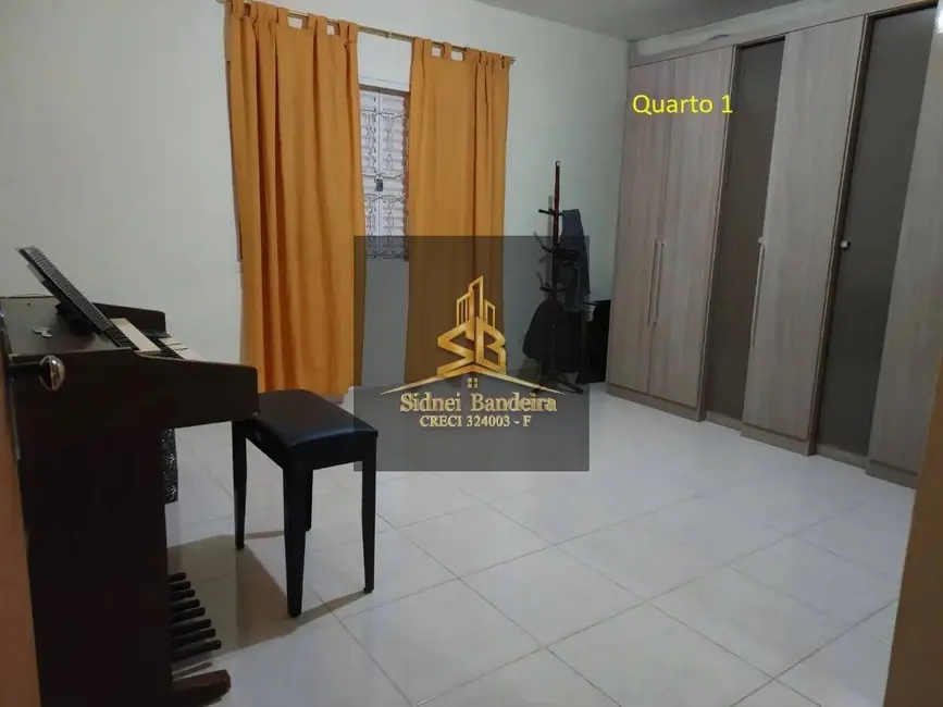Casa com 3 quartos à venda, 680m2 em Loteamento Jardim das Industrias, Taubate - SP - imagem 2 Foto 2 de Casa com 3 quartos à venda, 680m2 em Loteamento Jardim das Industrias, Taubate - SP