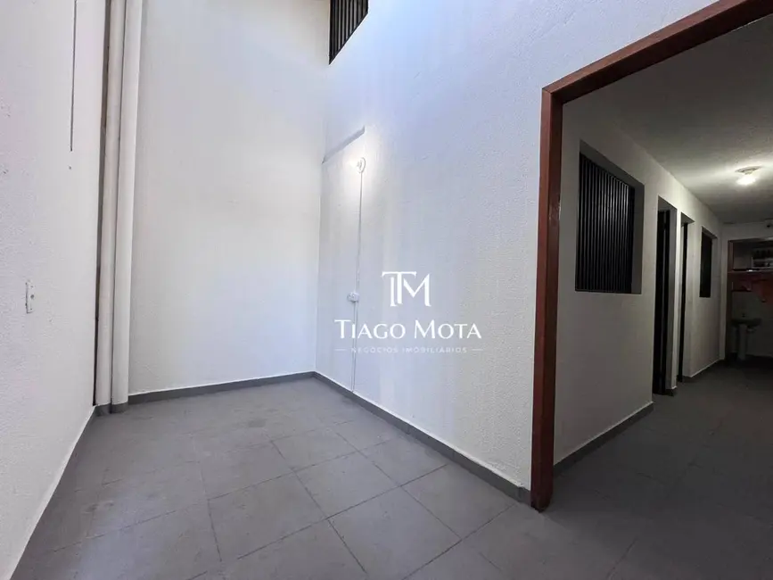 Foto 9 de Armazém / Galpão para alugar, 297m2 em Novo Antares, Londrina - PR