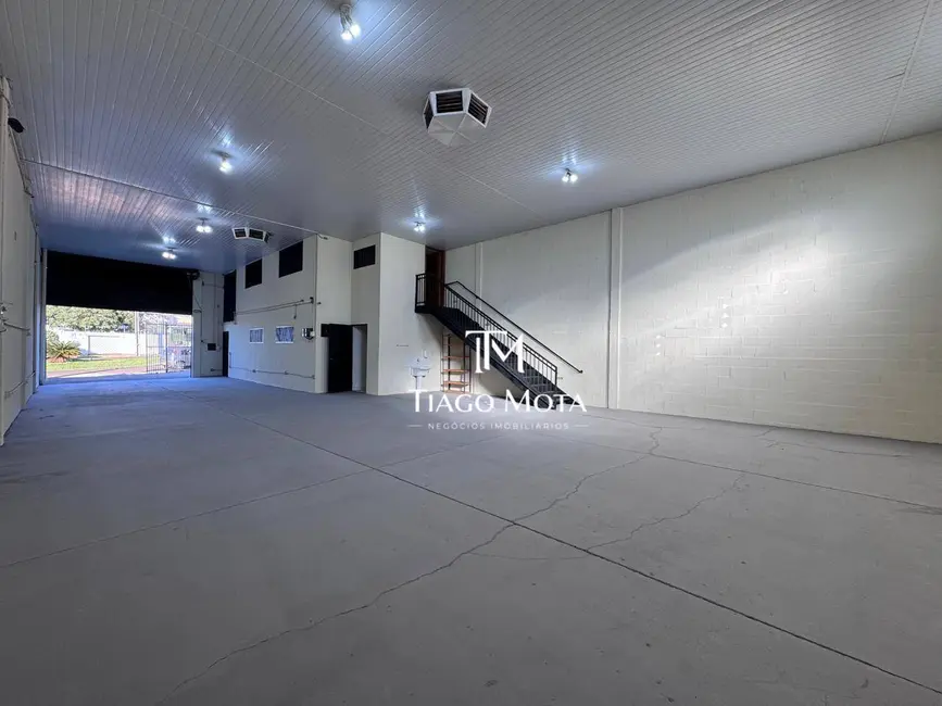 Foto 5 de Armazém / Galpão para alugar, 297m2 em Novo Antares, Londrina - PR