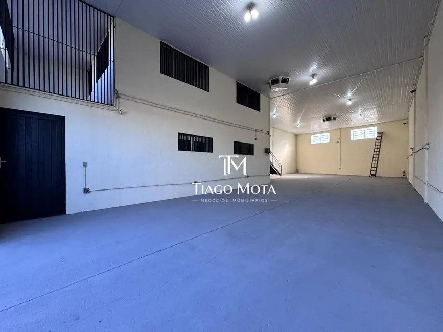 Foto 4 de Armazém / Galpão para alugar, 297m2 em Novo Antares, Londrina - PR